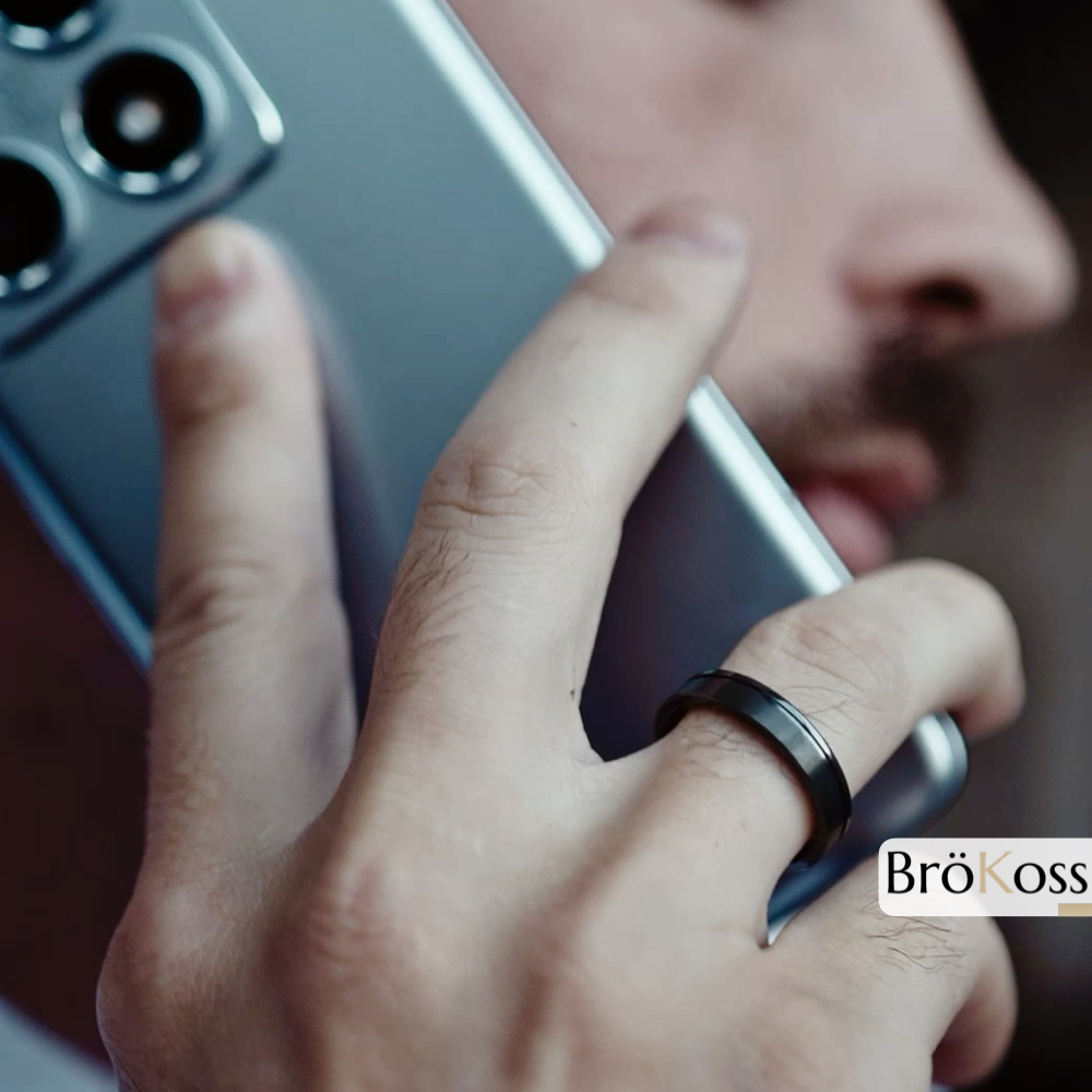 Alianza negra hombre lisa en zirconio negro, 4,5 mm de ancho, diseño elegante y sobrio