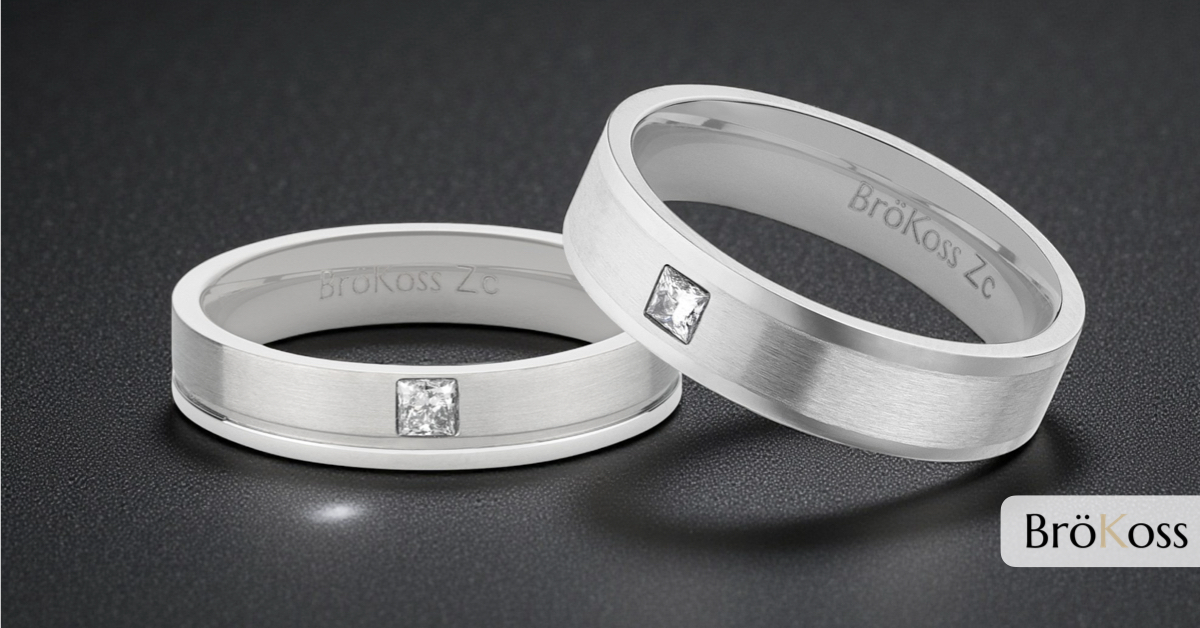 Alianza de hombre estilo oro blanco con diseño elegante y acabado pulido y mate con diamantes