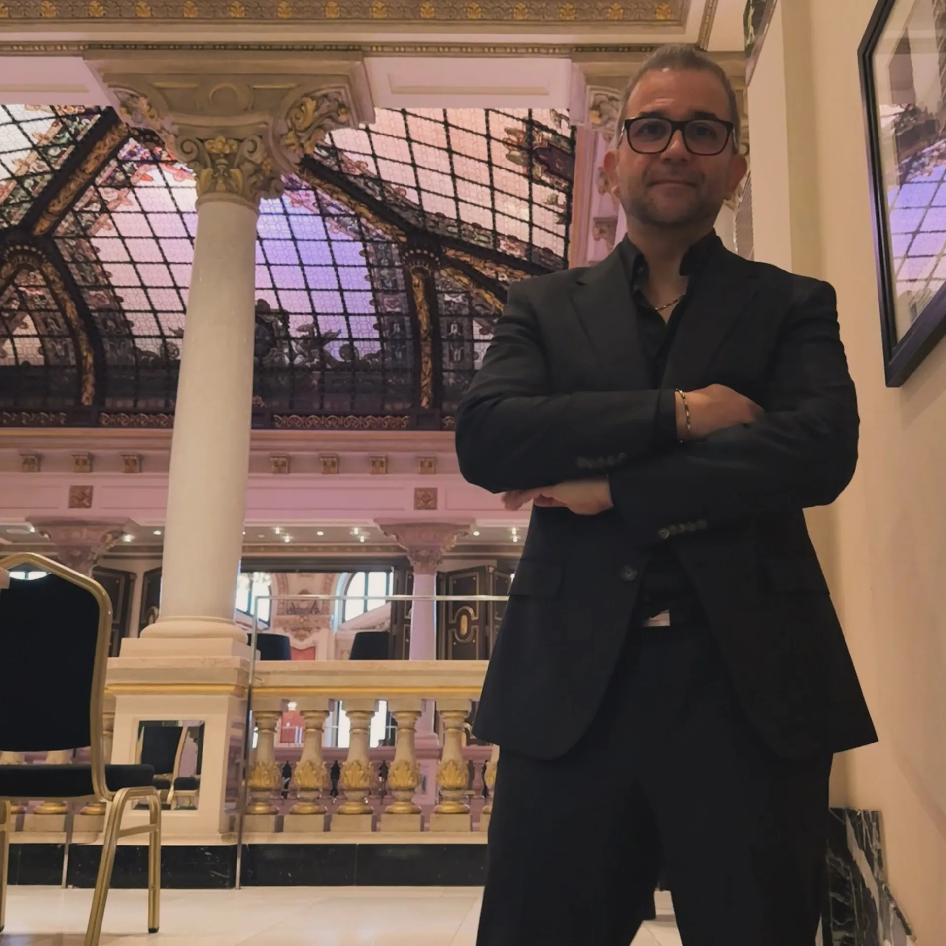 SergeLL, diseñador de joyería masculina y director creativo de BröKoss